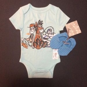 Disney Pixar Toy Story Onesie & Booties 0-3 Mo